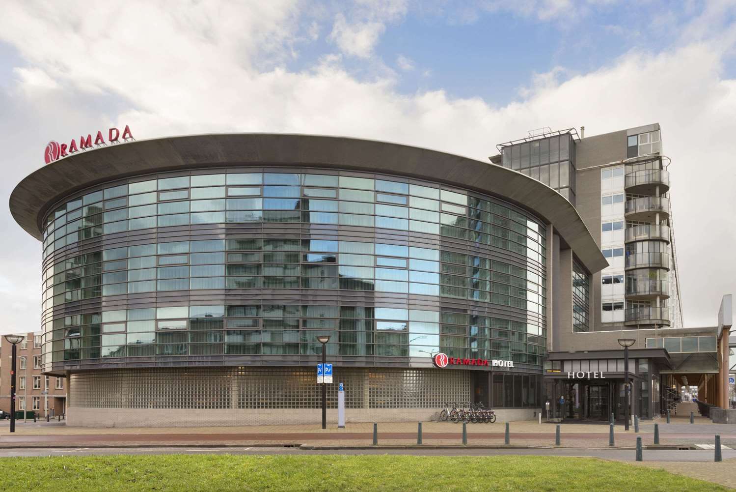 Ramada The Hague Scheveningen Hotel Exterior photo